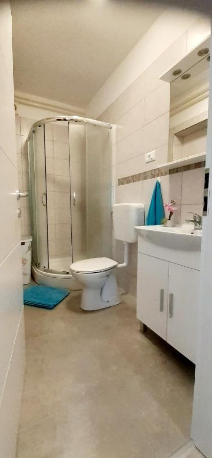 Lennida Studio Apartman With Free Parking Kavran Eksteriør bilde