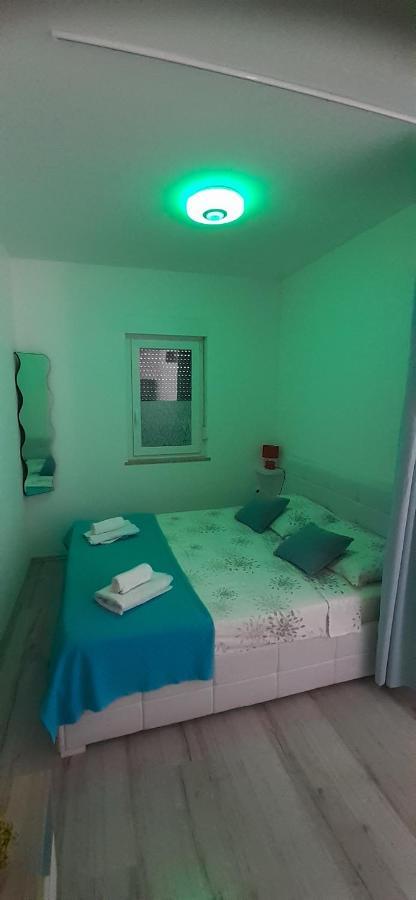 Lennida Studio Apartman With Free Parking Kavran Eksteriør bilde